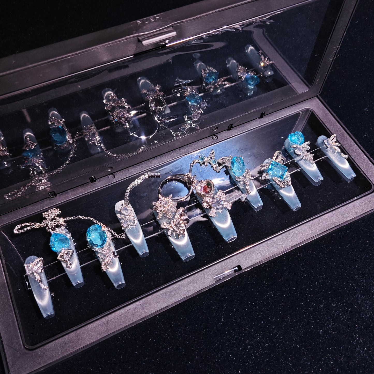 Finger Fantasy- Crystal Fantasy Luxury Rhinestone Handmade Press-On Nail Set with Gift Box & Greeting Card, 10pcs Elegant Nail Art Kit for Manicure, Perfect for Gifts and Holiday Glam(DM0116/117)
