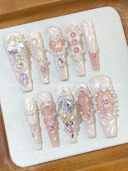 Custom-style press-on nails