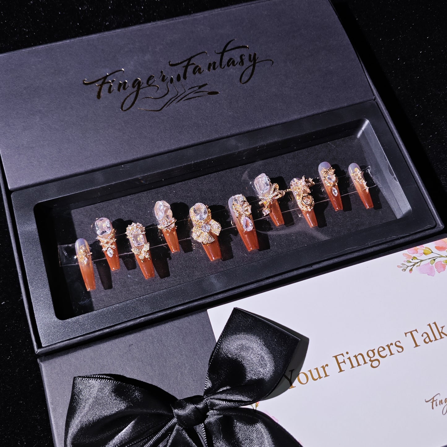 D134Finger Fantasy- Crystal Fantasy Luxury Rhinestone Handmade Press-On Nail Set with Gift Box & Greeting Card, 10pcs Elegant Nail Art Kit for Manicure, Perfect for Christmas Gift and Holiday Glam£¨DM0134£©