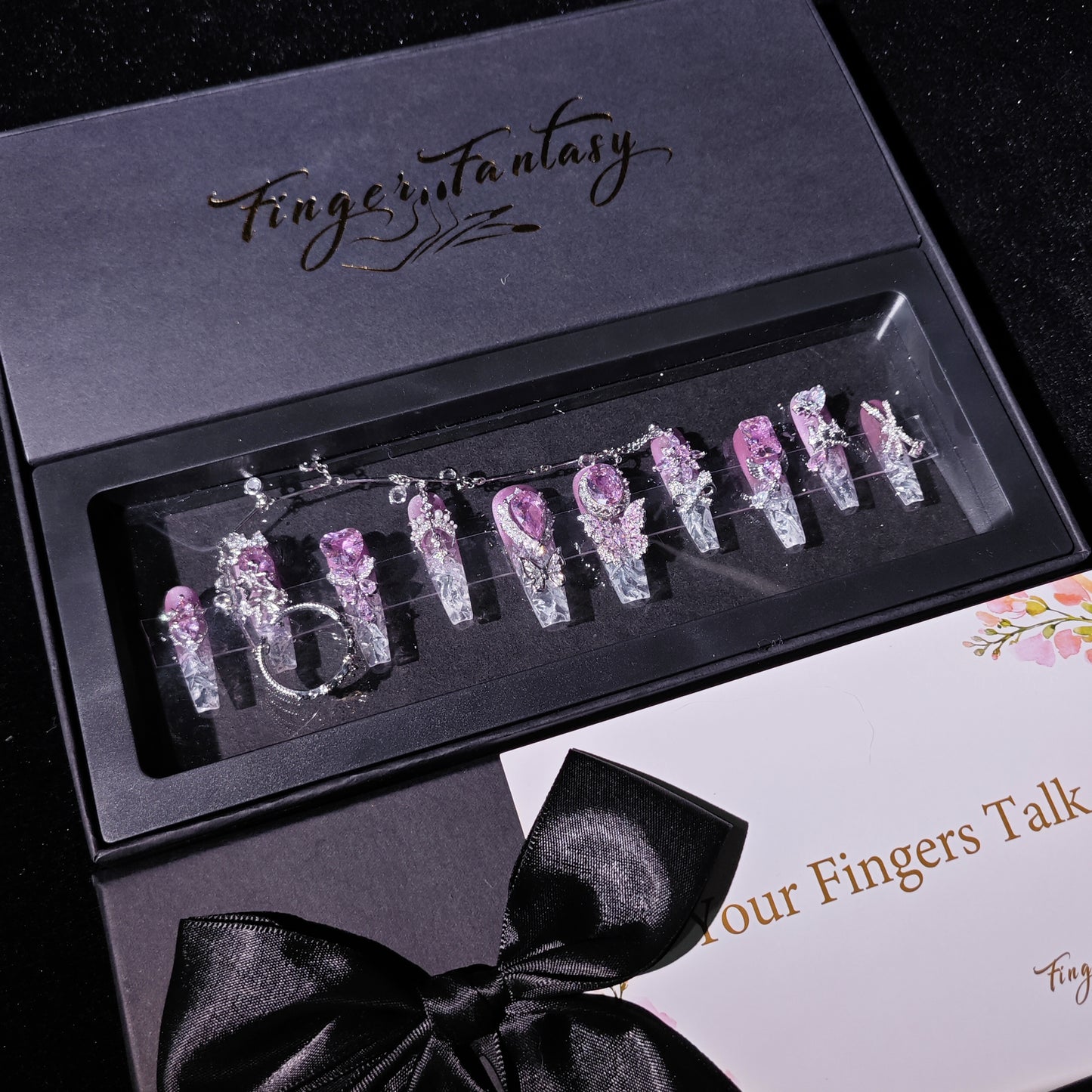D136Finger Fantasy- Crystal Fantasy Luxury Rhinestone Handmade Press-On Nail Set with Gift Box & Greeting Card, 10pcs Elegant Nail Art Kit for Manicure, Perfect for Christmas Gift and Holiday Glam£¨DM0136£©