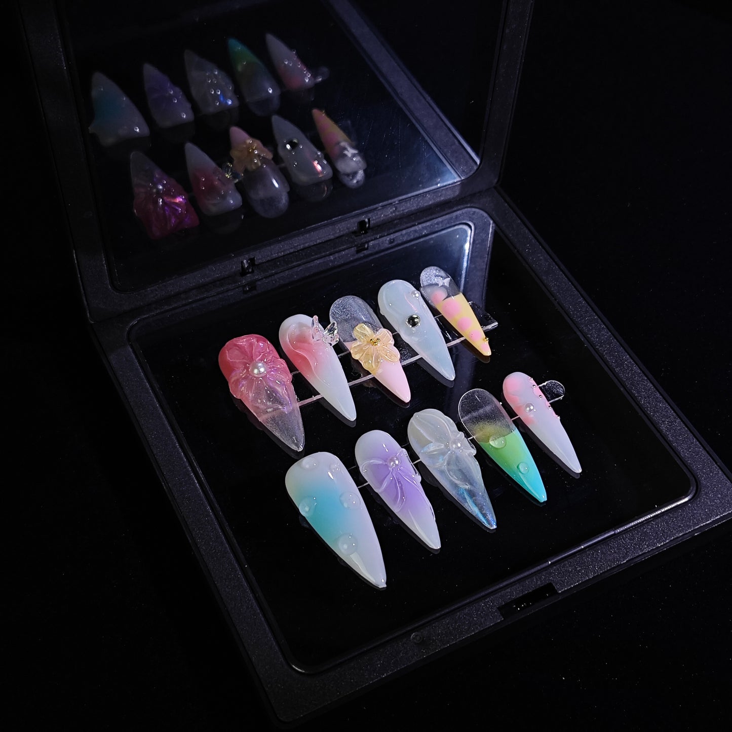 Finger Fantasy-Classic Fantasy Luxury colorful Handmade Press On Nail Set with Gift Box & Greeting Card, 10pcs Elegant Nail Art Kit for Manicure, Perfect for Gifts and Holiday Glam(NM0012)