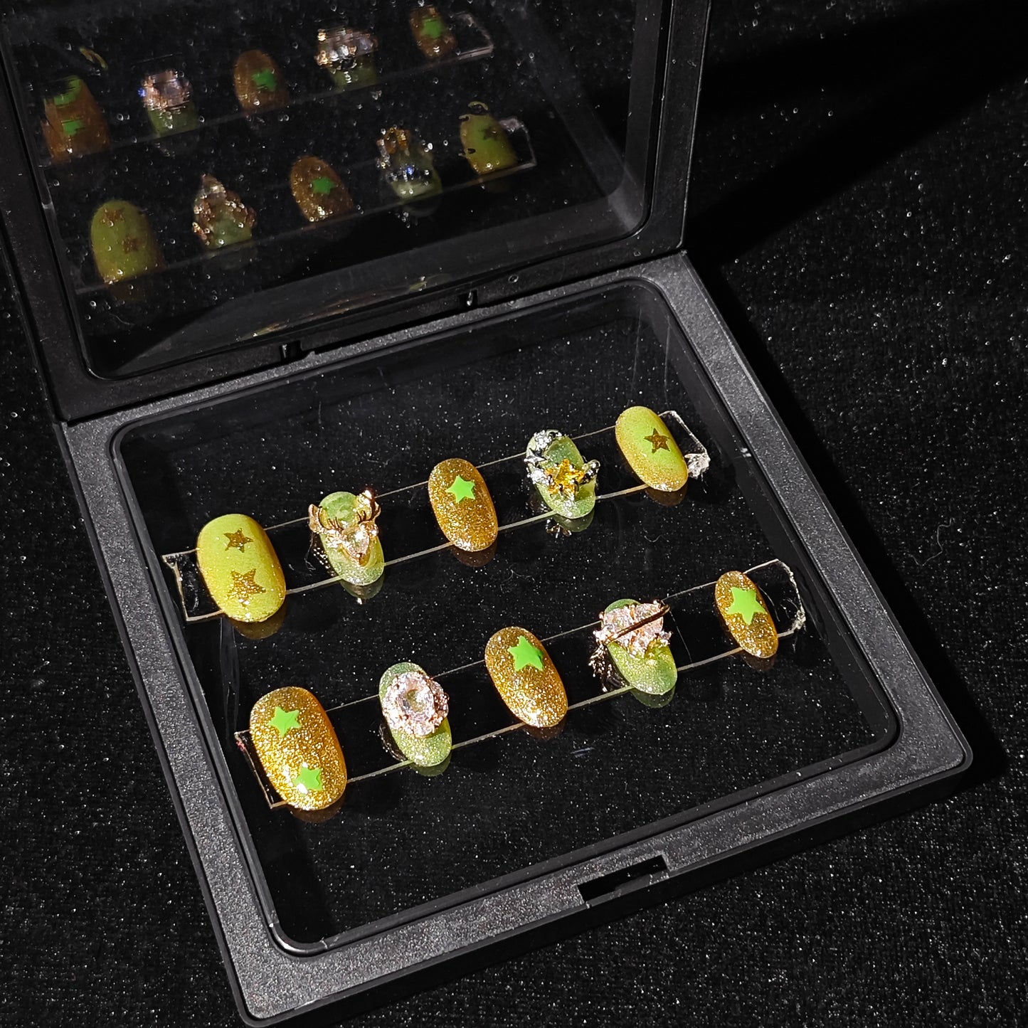 D158Finger Fantasy- Crystal Fantasy Luxury Rhinestone Handmade Press-On Nail Set with Gift Box & Greeting Card, 10pcs Elegant Nail Art Kit for Manicure, Perfect for Christmas Gift and Holiday Glam（DM0158）