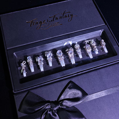 Finger Fantasy- Crystal Fantasy Luxury Rhinestone Handmade silver Press-On Nail Set with Gift Box & Greeting Card, 10pcs Elegant Nail Art Kit for Manicure, Perfect for Gifts and Holiday Glam(DM0013/36)