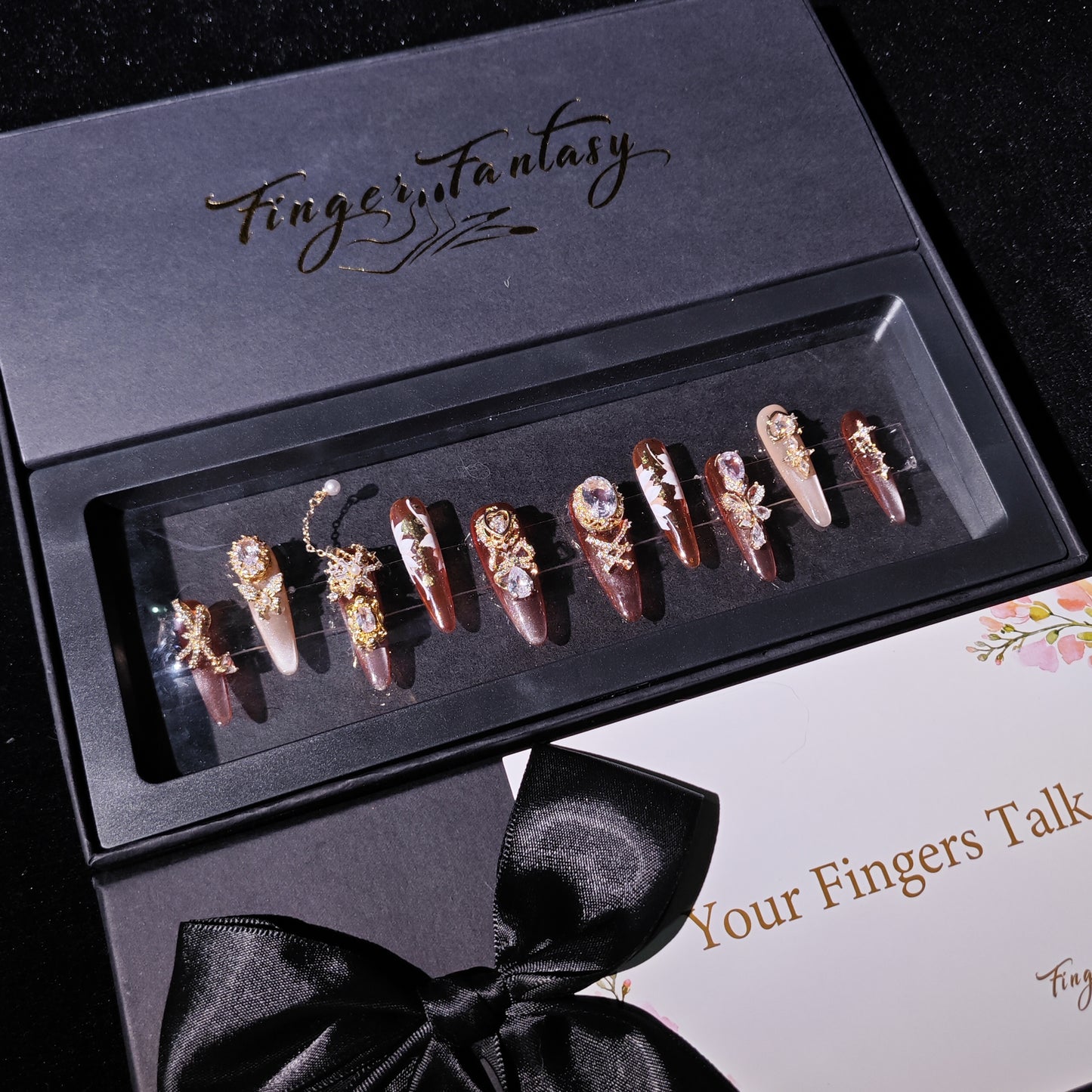 D135Finger Fantasy- Crystal Fantasy Luxury Rhinestone Handmade Press-On Nail Set with Gift Box & Greeting Card, 10pcs Elegant Nail Art Kit for Manicure, Perfect for Christmas Gift and Holiday Glam£¨DM0135£©